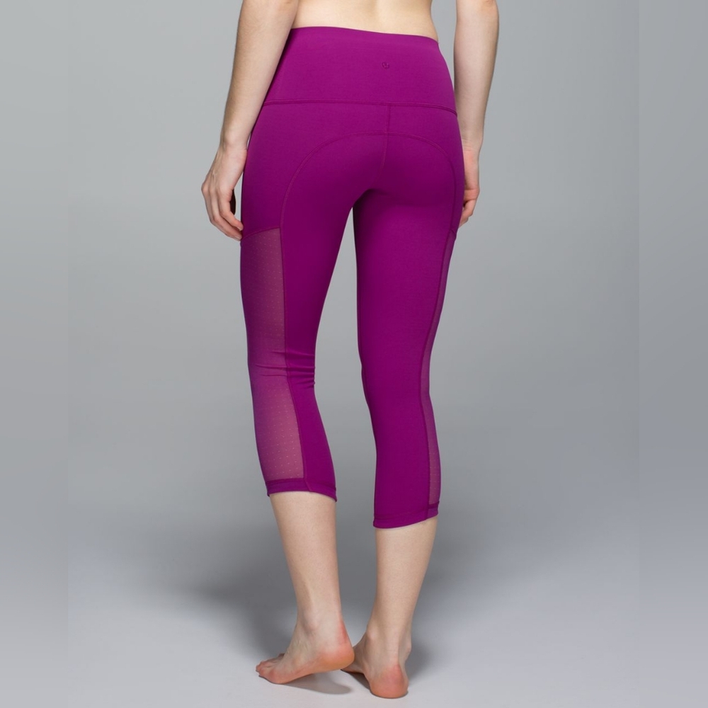 Lululemon Hot To Street Crop Regal Plum